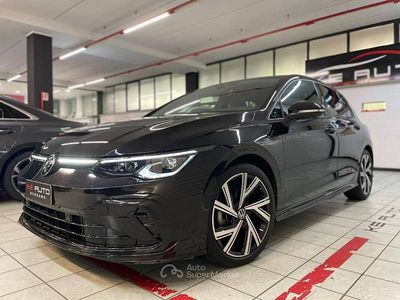 Nero Usata 2024 VW Golf VIII R-line Berlina | 30.900 € (Cara)
