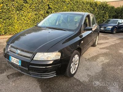 Usata Fiat Stilo Dynamic 120 CV (88 kW) 2006 Nero Utilitaria