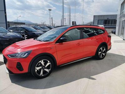Usata Ford Focus Active 125 CV (91 kW) 2022 Race red Station wagon