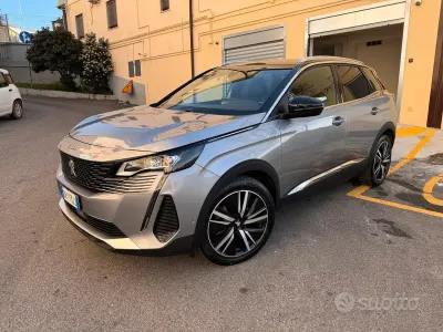 Usata Peugeot 3008 GT 131 CV (96 kW) 2023 Grigio SUV