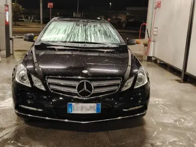Gebraucht Mercedes E250 Avantgarde 204 PS (150 kW) 2011 Coupé
