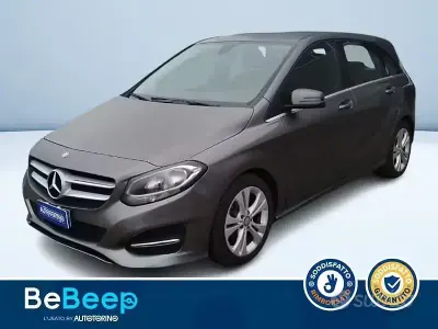 Usata Mercedes B200 136 CV (100 kW) 2015 Grigio metallizzato Monovolume