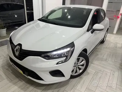 Usata Renault Clio V Intens 91 CV (66 kW) 2022 Bianco Berlina