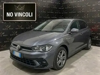 Usata VW Polo R-line 95 CV (69 kW) 2022 Grigio Utilitaria
