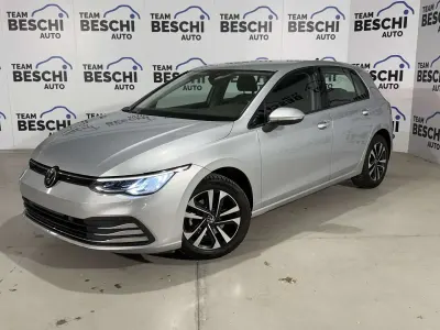 Second-hand VW Golf VII Life 150 CP (110 kW) 2021 Gri Hatchback