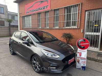 Grigio Usata 2019 Ford Fiesta ST-Line Berlina | 12.990 € (Buon prezzo)