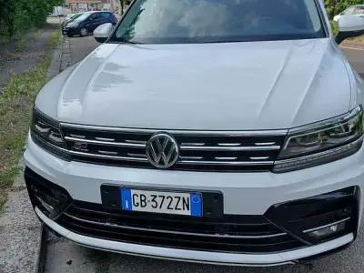 Usata VW Tiguan R-line 150 CV (110 kW) 2020 SUV