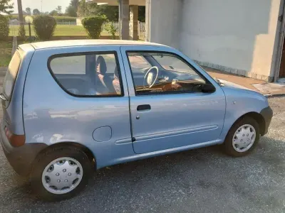 Usata Fiat 600 2004 Blu Utilitaria