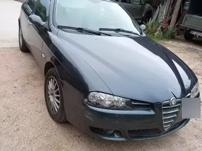 Usata Alfa Romeo 156 116 CV (85 kW) 2004 Bluazzurro Berlina