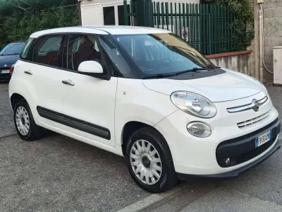 Usata Fiat 500L Lounge 80 CV (58 kW) 2015 Bianco Monovolume
