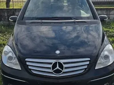 Usata Mercedes B200