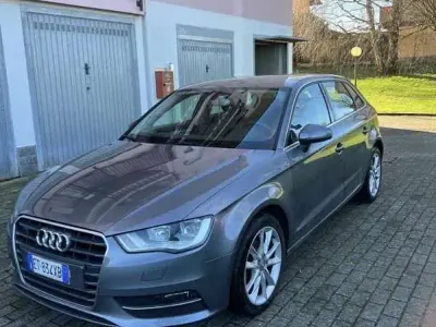 Usata Audi A3 Ambition 105 CV (77 kW) 2014 Berlina
