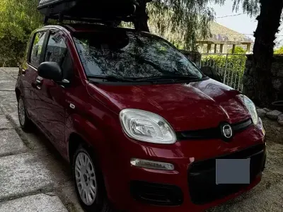 Usata Fiat Panda 69 CV (50 kW) 2015 Rosso Utilitaria