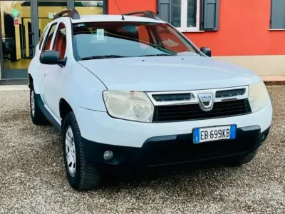 Usata Dacia Duster 107 CV (78 kW) 2010 Bianco SUV