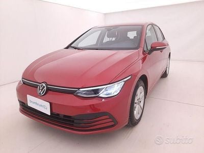 Rosso Usata 2021 VW Golf Life Berlina | 13.790 € (Super prezzo)