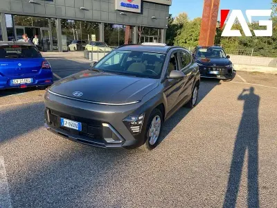 Usata Hyundai Kona 120 CV (88 kW) 2023 Grigio SUV