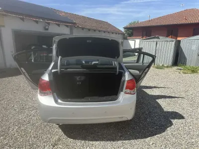 Usata Chevrolet Cruze LS 113 CV (83 kW) 2010 Berlina