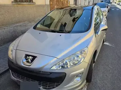 Usata Peugeot 308 109 CV (80 kW) 2008 Grigio Berlina