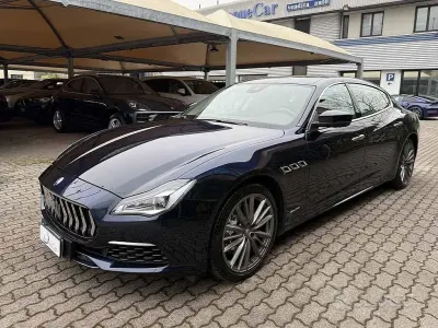 Gebraucht Maserati Quattroporte GranLusso 275 PS (202 kW) 2018 Blau Limousine