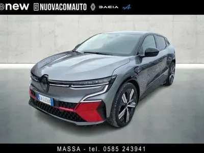Käytetty Renault Megane E-Tech Iconic 160 kW (218 HP) 2023 Non disponibile Sedan