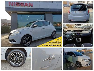 Usata Lancia Ypsilon 69 CV (50 kW) 2017 Grigio Utilitaria