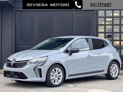 Nuova Renault Clio V Evolution 101 CV (74 kW) 2025 Grigio Berlina