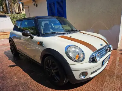 Usata Mini Cooper 120 CV (88 kW) 2010 Utilitaria