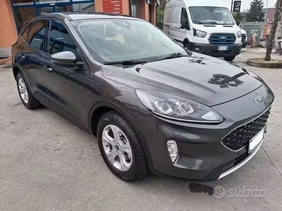 Usata Ford Kuga 120 CV (88 kW) 2021 Grigio SUV