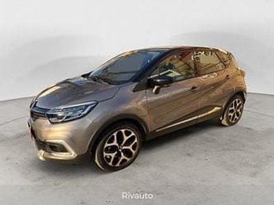 Usata Renault Captur Intens 120 CV (88 kW) 2018 Grigio SUV