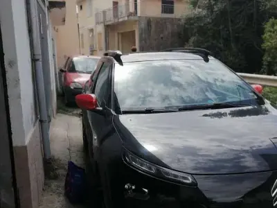 Usata Citroën C4 Shine Edition 92 CV (67 kW) 2015 Nero SUV