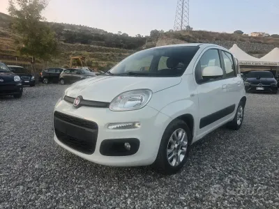 Usata Fiat Panda Lounge 95 CV (69 kW) 2016 Bianco Utilitaria