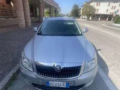 Usata Skoda Octavia Elegance 105 CV (77 kW) 2010 Station wagon