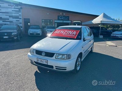 Usata VW Polo 50 CV (36 kW) 1998 Bianco Berlina