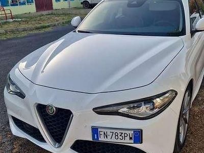 Usata Alfa Romeo Giulia Super 150 CV (110 kW) 2018 Bianco Berlina