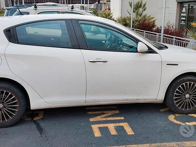 Usata Alfa Romeo Giulietta 120 CV (88 kW) 2011 Utilitaria