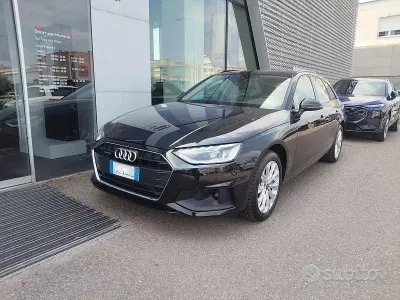 Usata Audi A4 204 CV (150 kW) 2021 Nero Station wagon