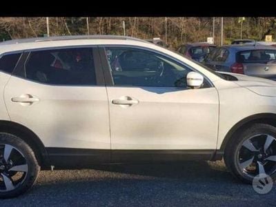 Usata Nissan Qashqai 110 CV (80 kW) 2017 Bianco SUV