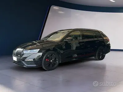 Usata Skoda Octavia RS 265 CV (194 kW) 2024 Nero Station wagon