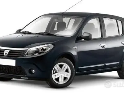 Usata Dacia Sandero 75 CV (55 kW) 2012 Grigio Utilitaria