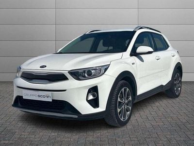 Usata Kia Stonic Style 120 CV (88 kW) 2017 Bianco SUV