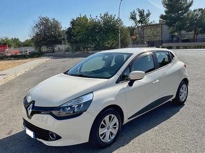 Usata Renault Clio IV 350 CV (257 kW) 2016 Berlina