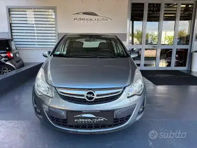 Begagnad Opel Corsa Enjoy 86 HK (63 kW) 2012 Grå Halvkombi