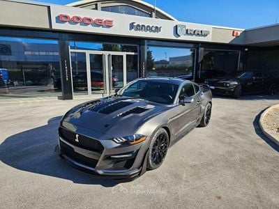 Usata Ford Mustang Fastback 317 CV (233 kW) 2019 Grigio scuro metallizzato Coupé