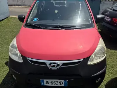 Usata Hyundai i10 Active 64 CV (47 kW) 2009 Rosso Utilitaria