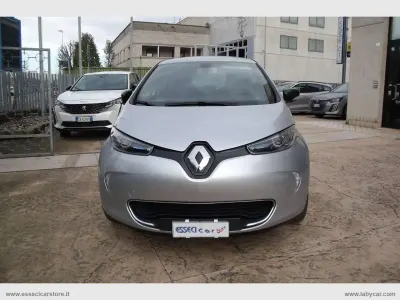 Usado Renault Zoe Intens 52 kW (72 CV) 2019 Plateado Utilitario