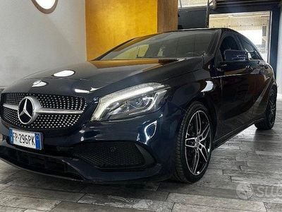 Usata Mercedes A180 Premium 109 CV (80 kW) 2018 Blu Berlina