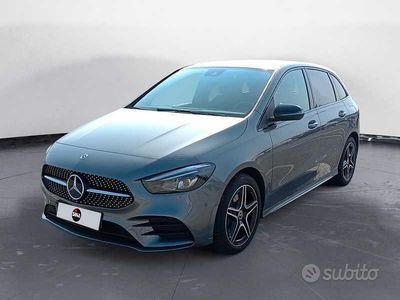Usata Mercedes B250e 2020 Grigio Monovolume