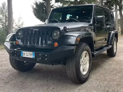 Usata Jeep Wrangler Sahara 177 CV (130 kW) 2007 Nero SUV