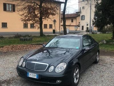 Mercedes E220
