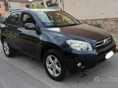 Grigio Usata 2006 Toyota RAV4 SUV | 6500 € (Buon prezzo)